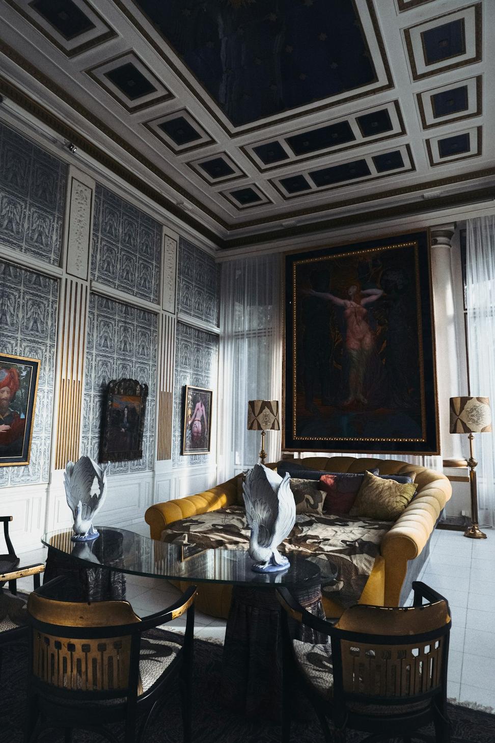 Penthouse Suite